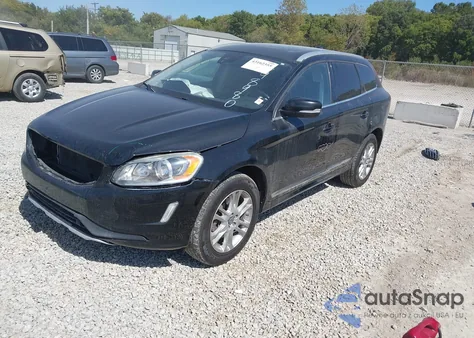 2015 Volvo Xc60 T5/T5 Premier z USA, uszkodzony, nr VIN YV4612RK8F2648980